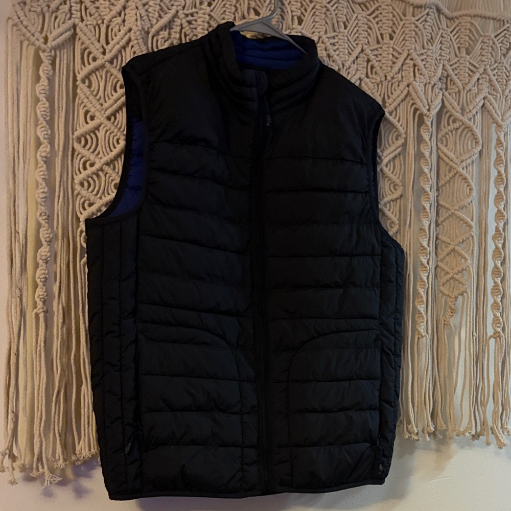 GAP Black Quilted Puffer Vest with Blue Interior